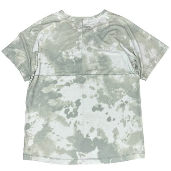 NIKE Dri-FIT Men’s All Over Print Short-Sleeve Yoga Shirt Size Medium Mica Green - Picture 7 of 7